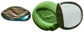 Ancient Roman Bronze Ring , circa 1st - 3rd AD. Reference: Condition: Very Fine

Weight: 1,86 gr. Diameter: 19,2 mm