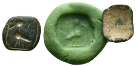 Ancient Roman Bronze Ring Bezel Reference: Condition: Very Fine

Weight: 1,0 gr. Diameter:11,8 mm