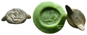 Ancient Roman Bronze Ring Bezel Reference: Condition: Very Fine

Weight: 1,07 gr. Diameter: 11,1 mm