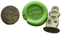 Ancient Islamic Bronze stamp seal Reference: Condition: Very Fine

Weight: 4,88 gr. Diameter: 25,1 mm