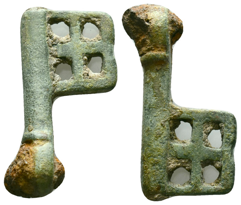 Ancient Roman Bronze Door Key Reference: Condition: Very Fine

Weight: 9.20 gr...