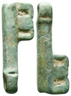 Ancient Roman Bronze Door Key Reference: Condition: Very Fine

Weight: 11.5 gr. Diameter: 39.9 mm