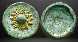Beautiful Gilded Bronze Object Reference: Condition: Very Fine

Weight: 24.5 gr. Diameter: 38.4 mm