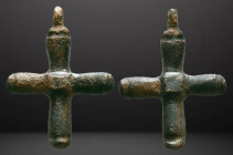Byzantine Bronze Cross Pendant, Circa 5th-7th Century AD. Reference: Condition: Very Fine

Weight: 3.13 gr. Diameter: 23.6 mm