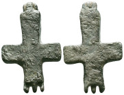 Byzantine Bronze Cross Pendant, Circa 5th-7th Century AD. Reference: Condition: Very Fine

Weight: 18.7 gr. Diameter: 46.8 mm