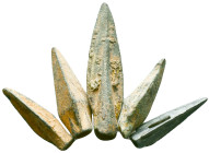 Lot of 5 Ancient Arrow Heads, Ae Bronze, Reference: Condition: Very Fine

Weight: gr. Diameter: mm