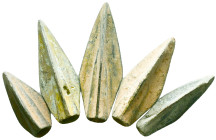 Lot of 5 Ancient Arrow Heads, Ae Bronze, Reference: Condition: Very Fine

Weight: gr. Diameter: mm