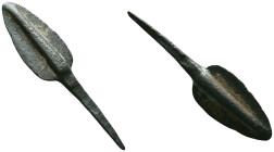 Ancient Arrow Heads, Ae Bronze, Reference: Condition: Very Fine

Weight: 9.38 gr. Diameter: 66.5 mm