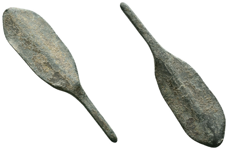 Ancient Arrow Heads, Ae Bronze, Reference: Condition: Very Fine

Weight: 4.61 ...
