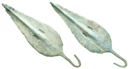 Ancient Arrow Heads, Ae Bronze, Reference: Condition: Very Fine

Weight:77.0 gr. Diameter: 190.0 mm