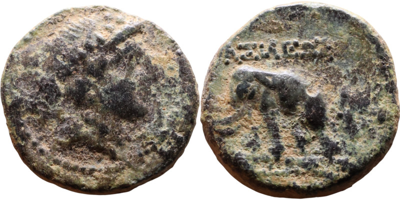 Antiochus IV Epiphanes (Seleukid King: 175-172 BC). AE bronze. Obv.: Veiled, dia...