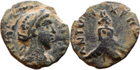 Commodus (181-192) Bronze coin. Obv: Bust of emperor. Rev: Seated Tyche