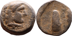 Alexander III the Great (Macedonian King 336-323 BC) bronze coin. Obv: Head of Herakles right, wearing lion's skin headdress Rev: ΑΛΕΞΑΝΔΡΟΥ, Club, qu...