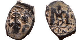 Heraclius, Martina and Heraclius Constantine (610-641) Follis Obverse: From left, Martina, Heraclius, heraclius Constantine Reverse: Large M, ANNO,