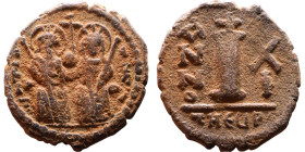 Justin II and Sophia (565-578) Decanummium Obverse: DN IVSTINVS PP AVG Justin and Sophia on thrones Reverse: Large I, Mintmark