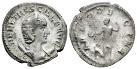 Herennia Etruscilla. Antoninianus. 249-251 AD. Rome. (Ric-IV 57). (Rsc-14). Anv.: HER ETRVSCILLA AVG, diademed and draped bust to right, set on cresce...