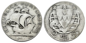Portugal. 2 1/2 escudos. 1937. (Km-580). (Gomes-30.03). Ag. 3,37 g. Scarce. Almost VF. Est...40,00. 

Spanish description: Portugal. 2 1/2 escudos. ...