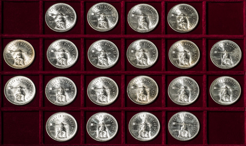 Lot of 20 silver coins of 1 ounce, minted in Mexico in 1980, presented in a plas...