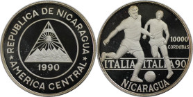Weltmünzen und Medaillen, Nicaragua. "FIFA Fussball-Weltmeisterschaft 1990". 10000 Cordobas 1990. 26,40 g. 0.999 Silber. 0.85 OZ. KM 66. Polierte Plat...