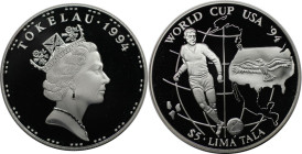 Weltmünzen und Medaillen, Tokelau islands. "Fussball WM USA 1994". 5 Tala 1994. 31,47 g. 0.925 Silber. 0.94 OZ. KM 20. Polierte Platte