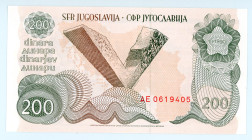Yugoslavia
National Bank
200 Dinara, 1st January 1990
S/N AE0619405
Signatures of Dušan Vlatković and Mitija Gaspari
Printer: ZIN (Serbian state print...