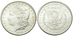 USA
Federazione.
Dollaro 1881 S, zecca di San Francisco.
Ag
gr. 26,64
Dr. Testa muliebre diademata a s., con berretto frigio.
Rv. Aquila ad ali ...