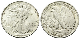 USA
Federazione.
Half Dollar 1942 Walking Liberty, zecca di Philadelphia.
Ag
Dr. Libertà avanza verso s.; sullo sfondo, il sole nascente.
Rv. Aqu...
