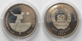 MOZAMBIQUE - PATTERN 10000 Meticais 1994 SOCCER Cu-Ni Proof SCARCE!