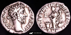 Commodus Bust Left Silver Denarius 3,27 g. 17 mm. Rome 184-185 AD gVf/vf