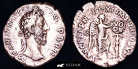 Commodus Silver Denarius 3,18 g. 18 mm Rome 184-185 A.D. Very fine