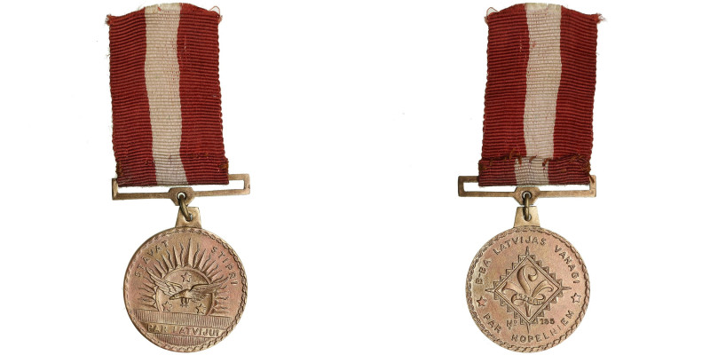 Latvia Medal - "Latvian Hawks"
17.38g. 35mm. Before 1940.