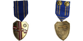 Latvian State Decoration
24.25g. 43x36mm.
