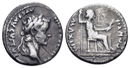 Tiberius. Denarius. 14-37 AD. Lugdunum. (18mm, 3.78 g) Anv.: TI CAESAR DIVI AVG F AVGVSTVS. Laureate head of Tiberius right. Rev.: PONTIF MAXIM. Livia...