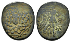 PONTOS.Amisos.(Circa 105-63 BC).Ae.

Obv : Aegis with Gorgon's head at center.

Rev : AΜΙΣΟΥ.
Nike advancing right, holding wreath and palm branch, be...