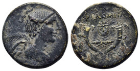 PHRYGIA. Philomelion.(Late 2nd-1st centuries BC).Ae.
Obv : Draped bust of Nike right, with palm frond over shoulder.
Rev : ΦΙΛΟΜΗΛ / ΣΚΥ - ΘΙ.
Crossed...