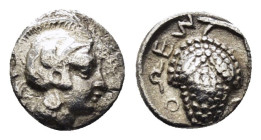 CILICIA. Soloi. Obol (Circa 410-375 BC).
Obv: Helmeted head of Athena right.
Rev: ΣΟ.
Grape bunch on vine.
SNG BN 187; SNG Levante 47; Göktürk 14....