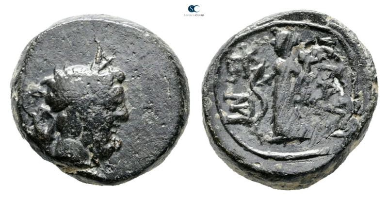 Lydia. Blaundos circa 200-0 BC. 
Bronze Æ

16 mm, 5,34 g



Nearly Very F...