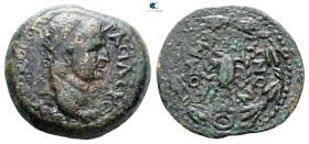 Kings of Commagene. Antiochos IV Epiphanes of Commagene AD 38-72. 
Bronze Æ

29 mm, 12,80 g



Nearly Very Fine