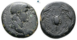 Kings of Commagene. Antiochos IV Epiphanes of Commagene AD 38-72. 
Bronze Æ

26 mm, 13,77 g



Nearly Very Fine