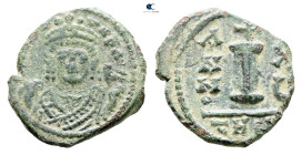 Maurice Tiberius AD 582-602. Theoupolis (Antioch)
Decanummium Æ

17 mm, 2,41 g



Nearly Very Fine