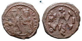 Phocas, with Leontia AD 602-610. Theoupolis (Antioch)
Half Follis or 20 Nummi Æ

22 mm, 4,64 g



Very Fine