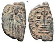 Umayyad. Abd al-Malik AH 65-86. 
Fals Æ

23 mm, 2,65 g



Very Fine