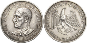 Drittes Reich
 Silbermedaille 1933 (O. Glöckler) Machtergreifung. Brustbild Hitlers nach links / Adler mit zerrissener Kette. Randpunze: PREUSS. STAA...