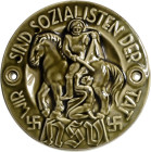 Drittes Reich
 Einseitige, glasierte Steingutplakette o.J. Tür-Plakette der NSV (Nationalsozialistischen Volkswohlfahrt.) St. Martin zu Pferd, teilt ...