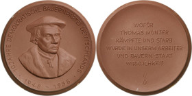 Porzellanmedaillen - Medaillen der Meißner Porzellanmanufaktur
Berlin Braune Porzellanmedaille 1958 (Meißen) 10 Jahre Demokratische Bauernpartei Deut...