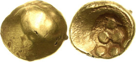Süddeutschland Vindeliker
 Goldstater 2./1. Jhd. v. Chr. Regenbogenschüsselchen. Stiliserter Vogelkopf / Torques mit 6 Kugeln Castelin 1068 Kellner 1...