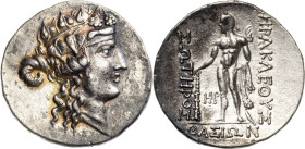 Thrakien Thasos
 Tetradrachme um 146 v. Chr. Kopf des Dionysos mit Efeukranz und Diadem nach rechts, über der Stirn zwei Korymben / Herakles mit Keul...