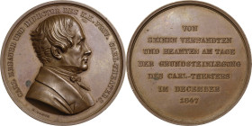 Medaillen
Wien Bronzemedaille 1847 (Lange) Die Grundsteinlegung zum Carl Theater in Wien. Brustbild nach rechts / 7 Zeilen Schrift. 46,5 mm, 52,38 g ...