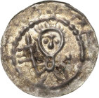 Halle, erzbischöflich magdeburgische Münzstätte
Adelgod 1107-1109 Brakteat. Brustbild des Bischofs von vorn mit Fahne, rechts Stern Mehl - Schwinkows...