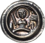 Magdeburg, Erzbistum
Ludolf von Kroppenstedt 1192-1205 Brakteat. Brustbild des Hl. Moritz mit Schwert und Fahne zwischen 2 Kuppeltürmen über Bogen Me...